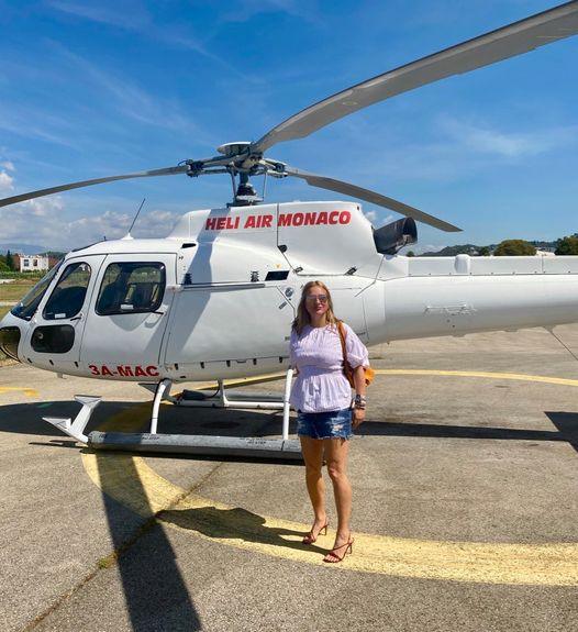 Finally out of my 3rd quarantine of the Summer ! A few weeks ago, I went to a very private business meeting by plane and helicopter on the French Rivi…